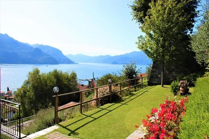Διαμέρισμα Torre Ferienwohnung Mit Garten San Siro  Ιταλία