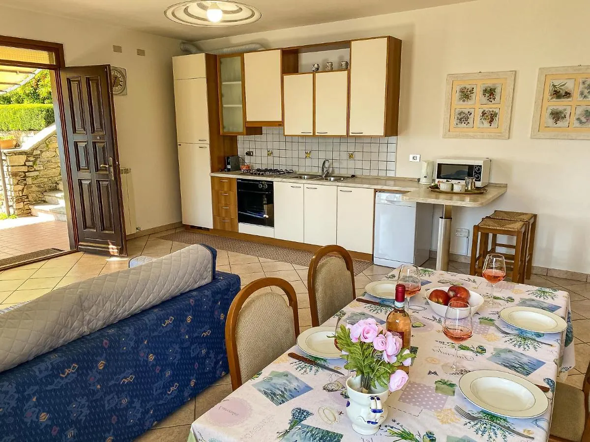 Torre Ferienwohnung Mit Garten San Siro  Διαμέρισμα San Siro (Lombardy)