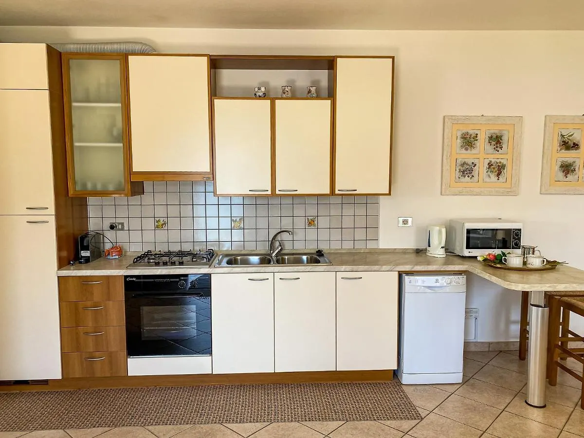 Torre Ferienwohnung Mit Garten San Siro  0*, San Siro (Lombardy)